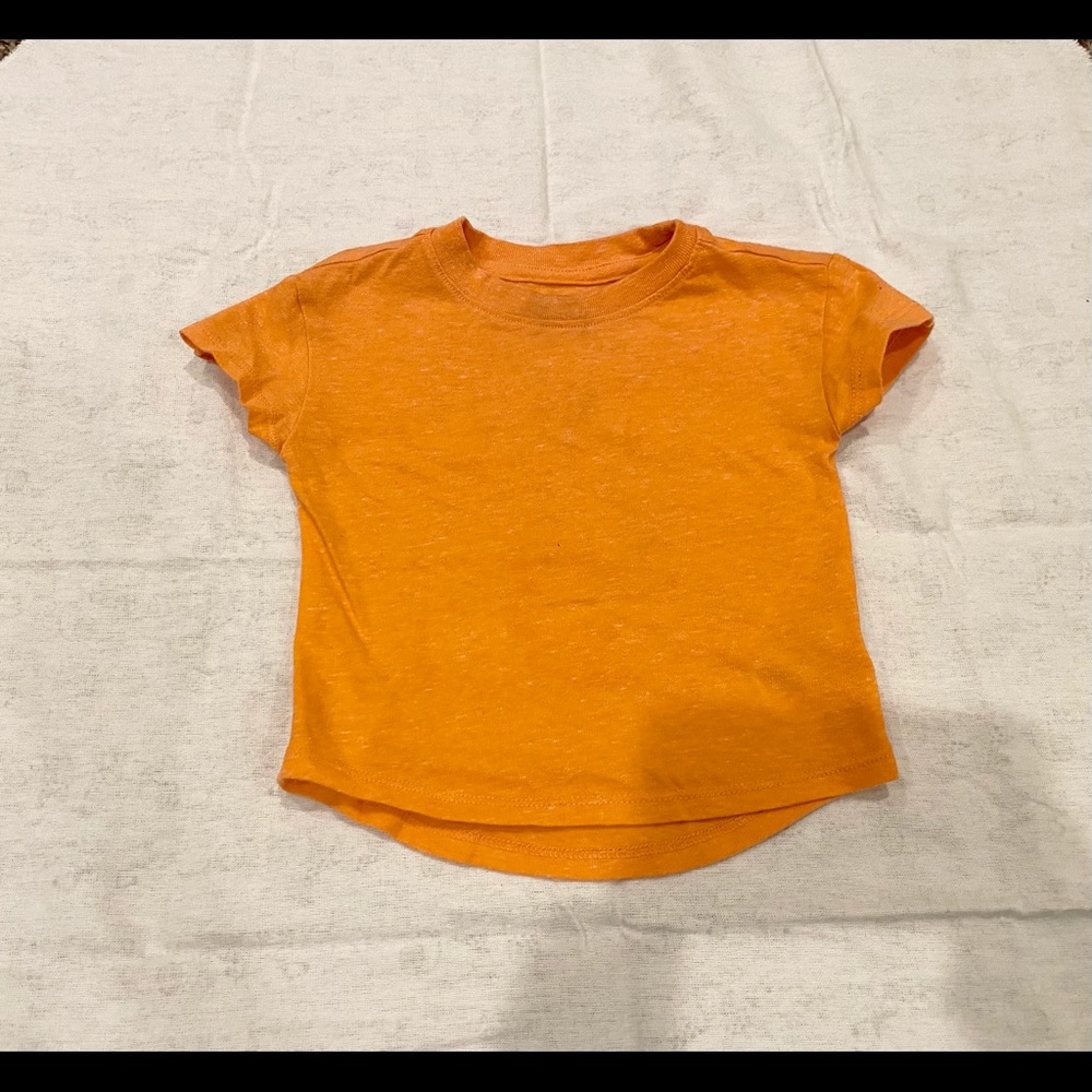 Cat & Jack T-shirt